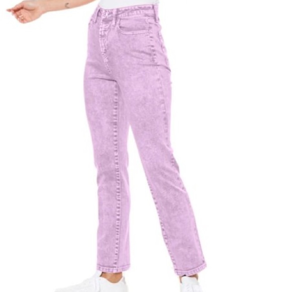 NWT Juicy Couture Lavender Colour High Rise Straight Jeans - Size 28